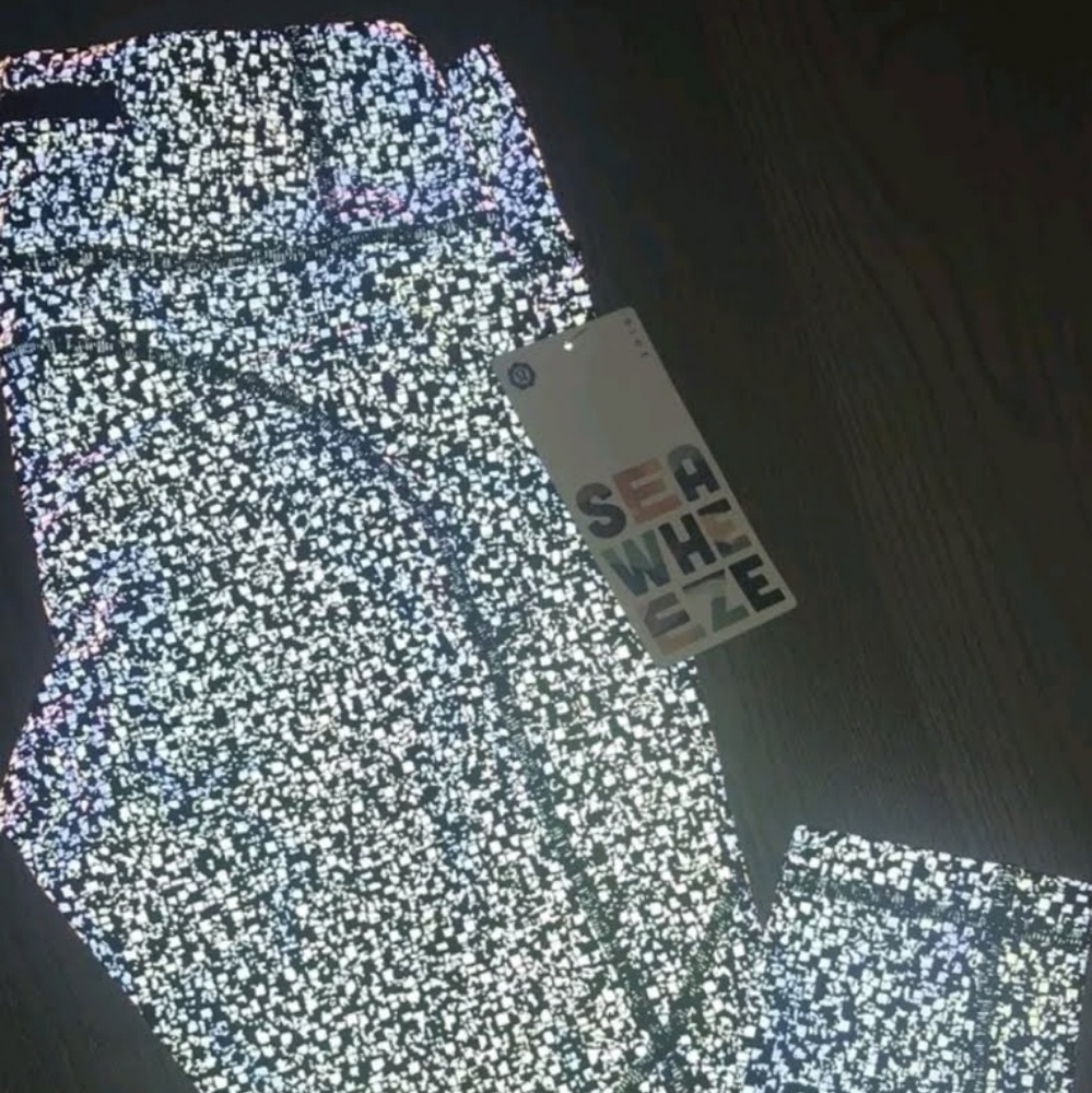 2018 Seawheeze exclusive tights reflective